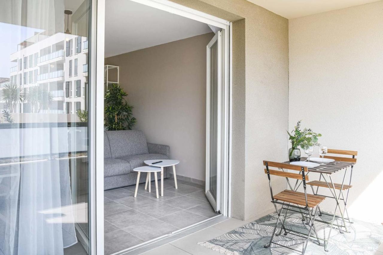 Appart Avec Terrasse Et Parking A 2 Min Du Metro Марсилия Екстериор снимка